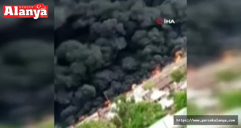 Akaryakıt tankeri patlaması sonucu yangın çıktı