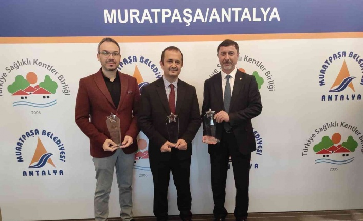 "Ben de Varım" projesine Antalya’dan ödül
