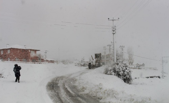 Alanya'da kardan dolayı mahsur kalan 5 kişi kurtarıldı