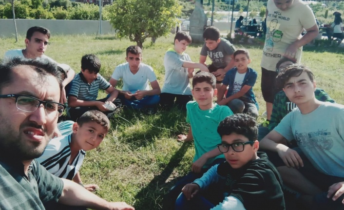 Gençler piknikte birbirlerini yakından tanıdı