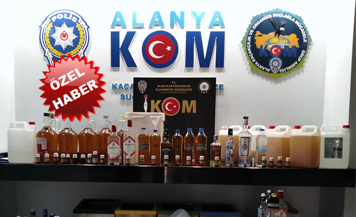 Alanya'da 5 bin 584 şişe kaçak içki yakalandı