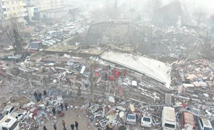 Depremin acı bilançosu açıklandı | 7 bin 854 bina yıkıldı
