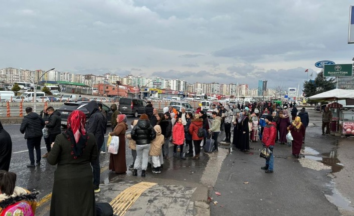 Diyarbakır’da vatandaşlar şehri terk ediyor | VİDEO HABER