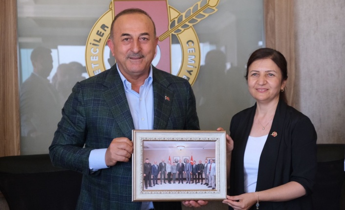 Mevlüt Çavuşoğlu: Yerel seçimde Antalya’yı tekrar kazanmak istiyoruz