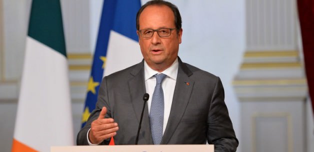 Paris kana bulandı! Hollande'den açıklama