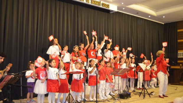 ÇYDD Alanya Çocuk Kulübü’nden renkli konser